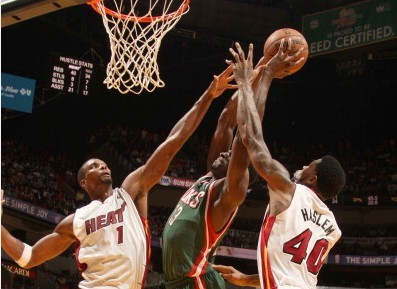 俱乐部中 俱乐部中