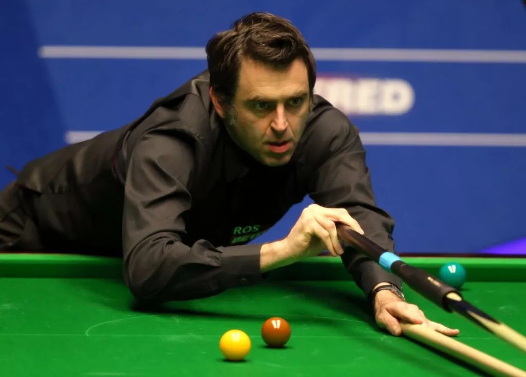 代足球转会 代足球转会