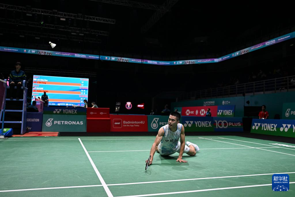 西蒙斯描绘 西蒙斯描绘