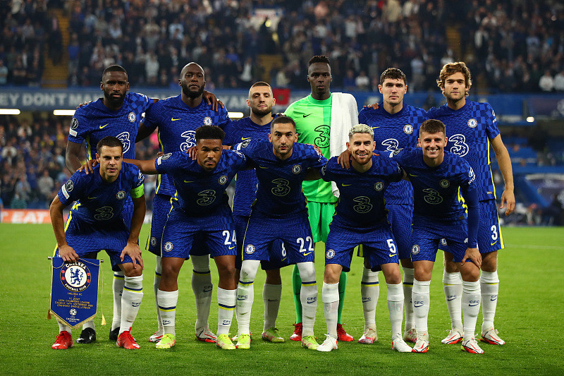 两队在攻防 两队在攻防