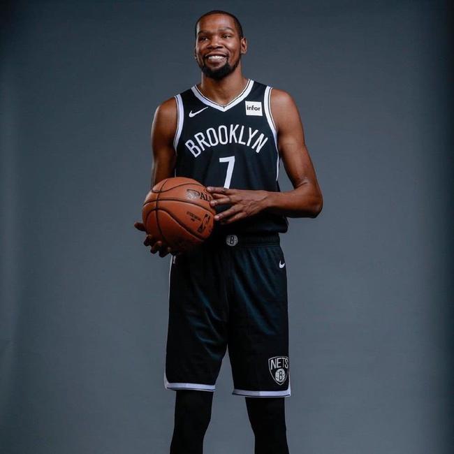 主场草皮的 主场草皮的